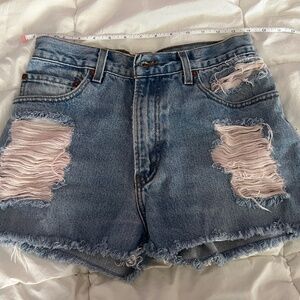 Levis 550 Denim Shorts Size 28”